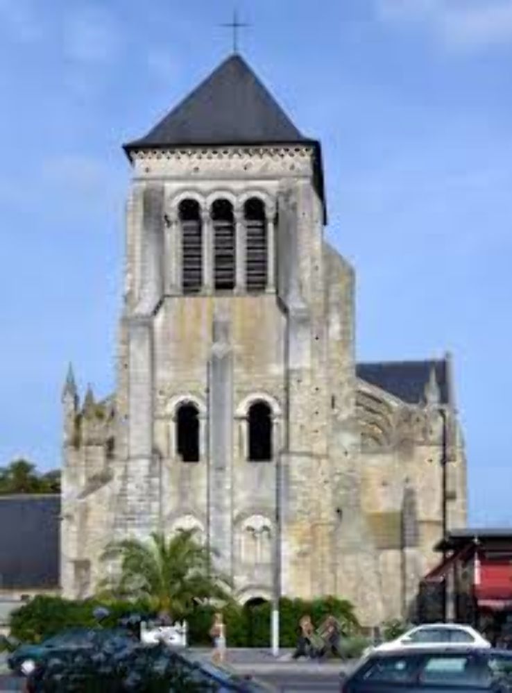 Eglise Saint Julien de Tours Trip Packages