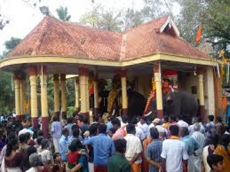 Thamaramkulangara Sree Dharmasastha Temple Trip Packages