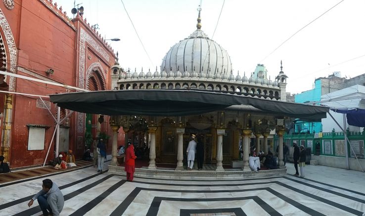 Hazrat Nizamuddin Aulia Dargah Trip Packages