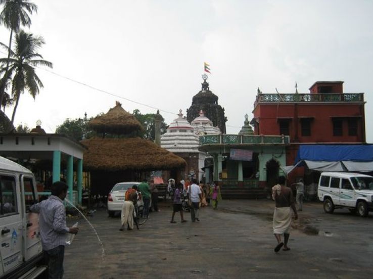 Sakshi Gopal Temple Trip Packages