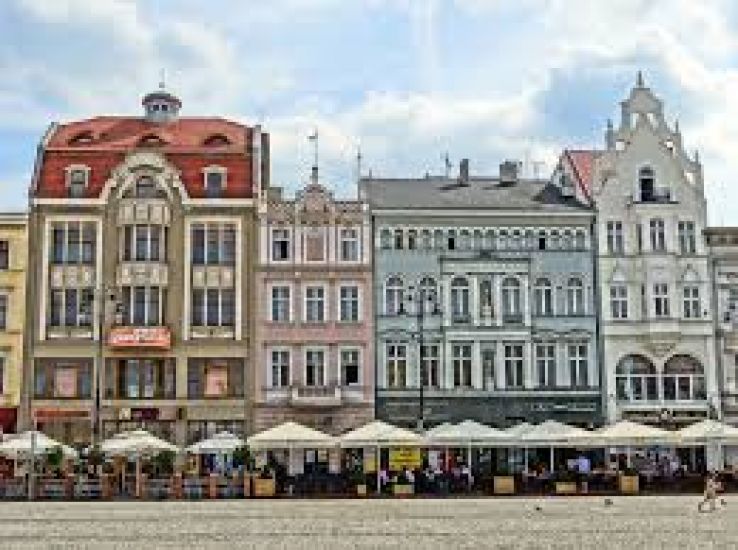 Old Market square Trip Packages