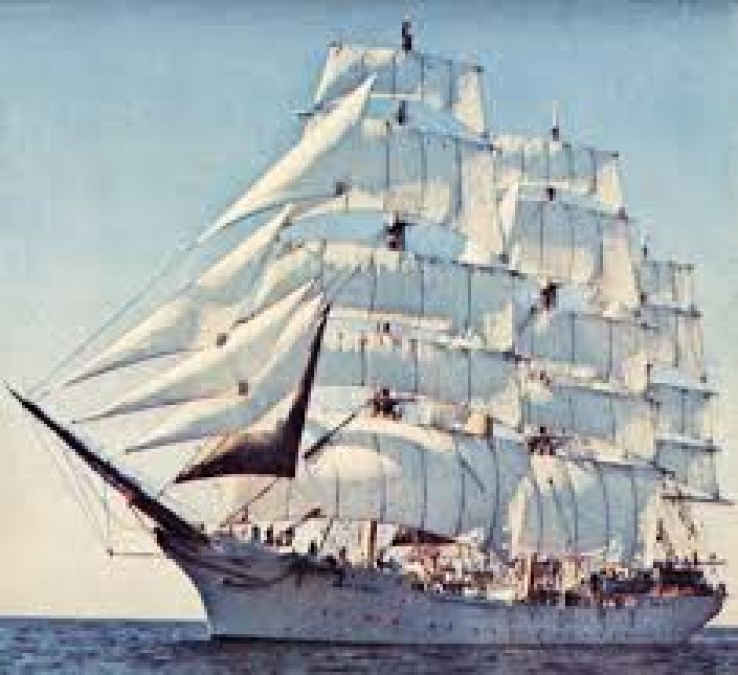 Statek muzeum Dar Pomorza Trip Packages