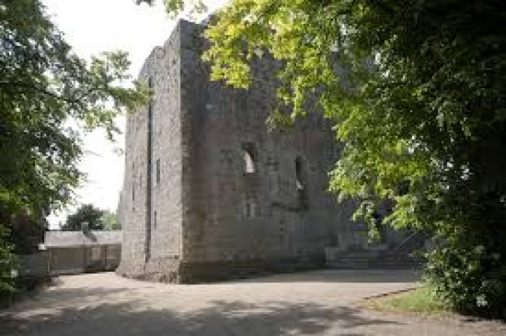 Maynooth Castle Trip Packages