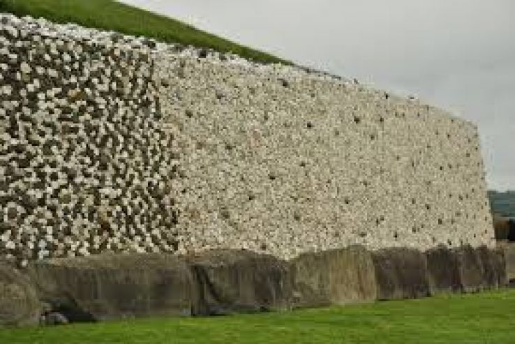 Newgrange Trip Packages