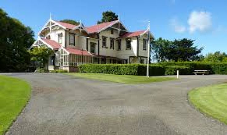 Caccia Birch House Trip Packages