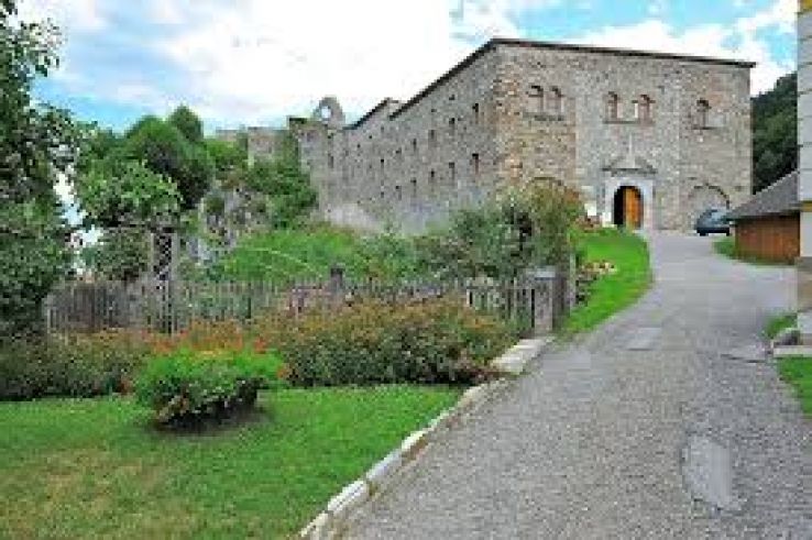 Burgruine Strabfried Trip Packages