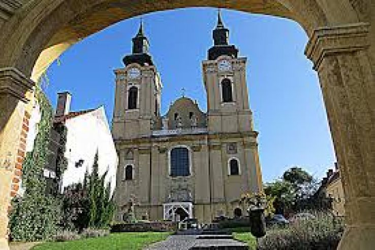 Szekesfehervar Basilica Trip Packages