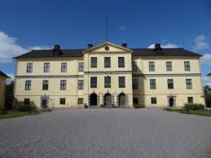 Lofstad slott Trip Packages