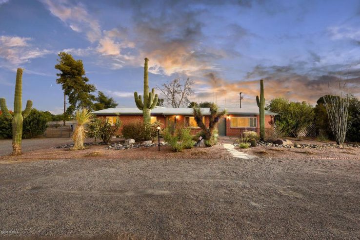  Fort Lowell Trip Packages