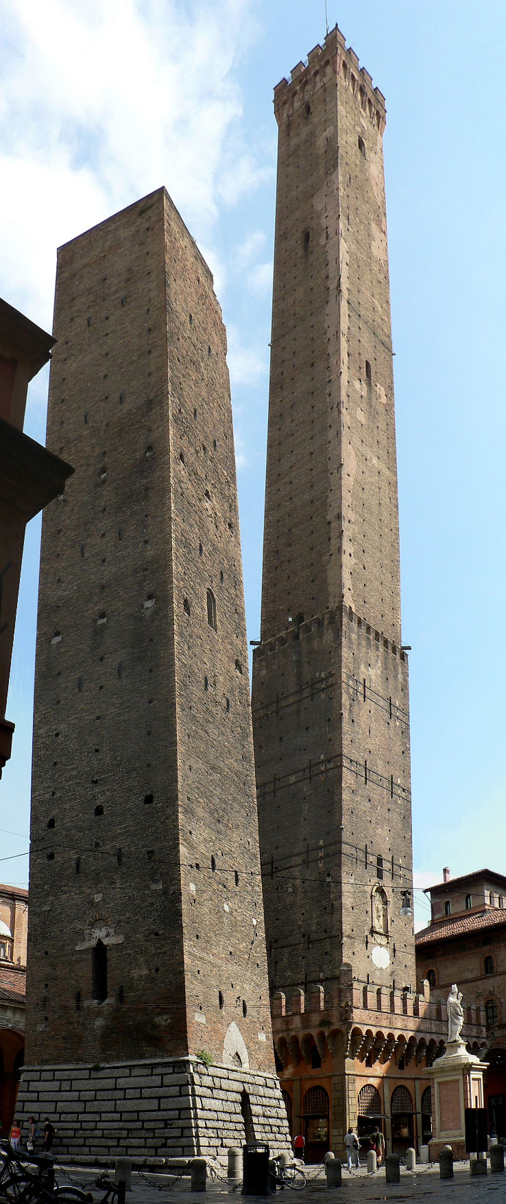 The leaning towers of Bologna Trip Packages