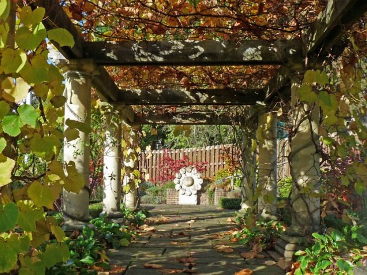 Belle Vue Park Trip Packages