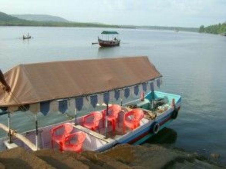 Karli backwaters Trip Packages