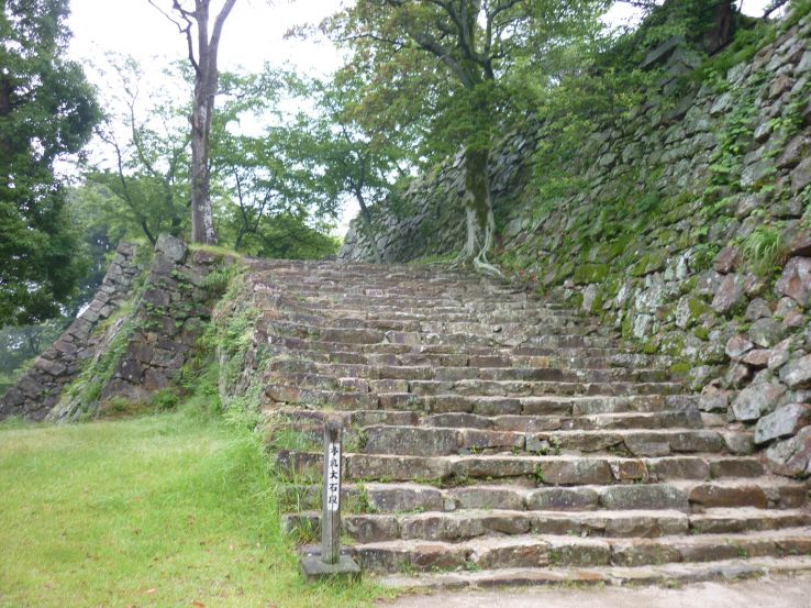 Sumoto Castle Trip Packages