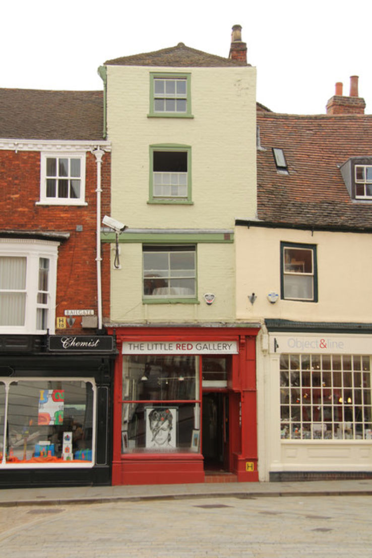 The Little Red Gallery  Trip Packages