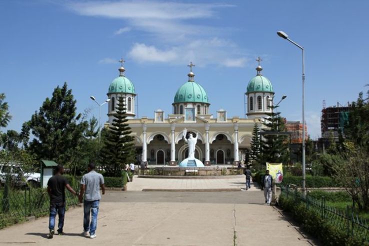 Edna Mall and Bole Medhane Alem Cathedral  Trip Packages