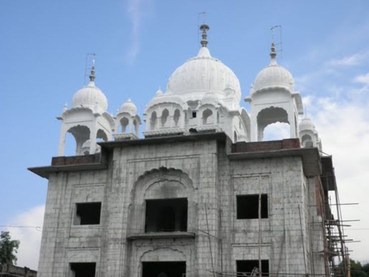 Family Getaway 3 Days Delhi to Sri Nagar Water Activities Trip Package