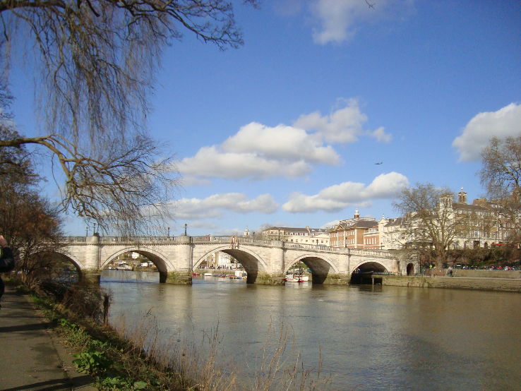 Richmond Bridge, London Trip Packages