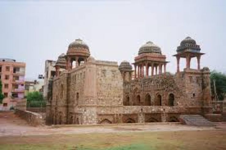 Jahaz Mahal Trip Packages