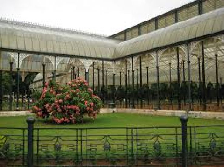 Lalbagh Botanical Garden Trip Packages