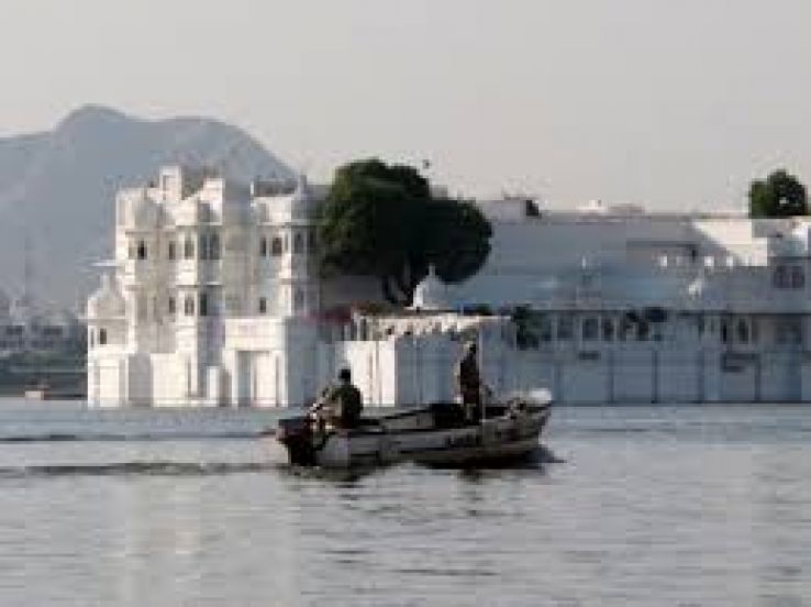 Jag Mandir Trip Packages