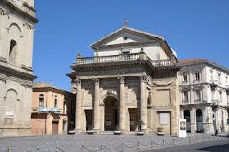 Lanciano Cathedral Trip Packages