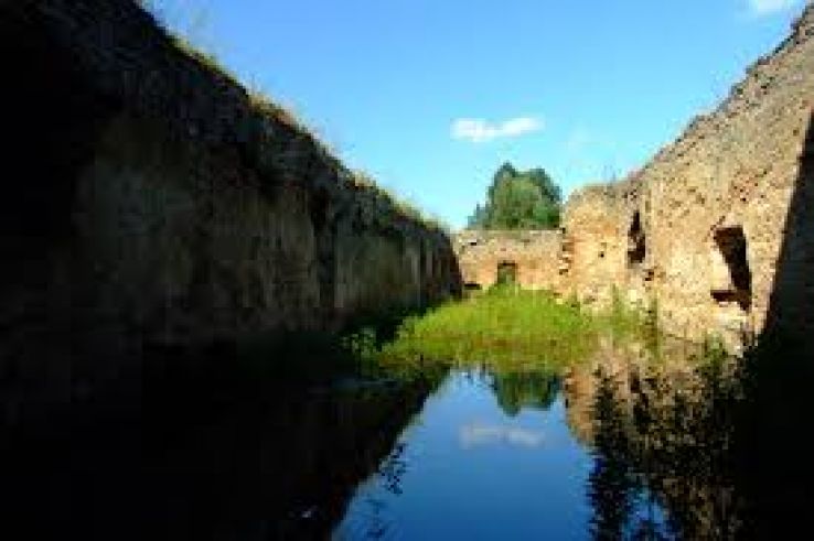 Cmielow Castle Trip Packages