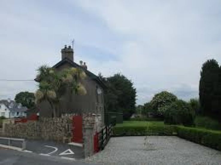 Dungarvan Castle Trip Packages