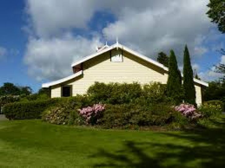 Caccia Birch House Trip Packages