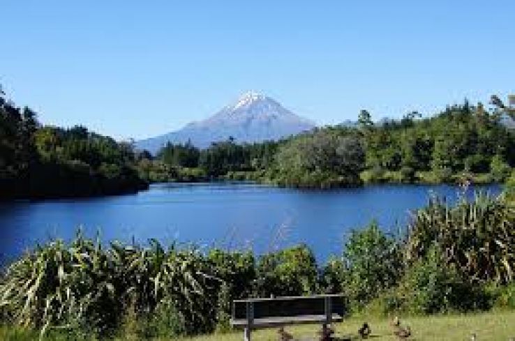 Mount Taranaki Trip Packages
