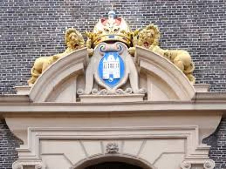 Nieuwe Toren Trip Packages