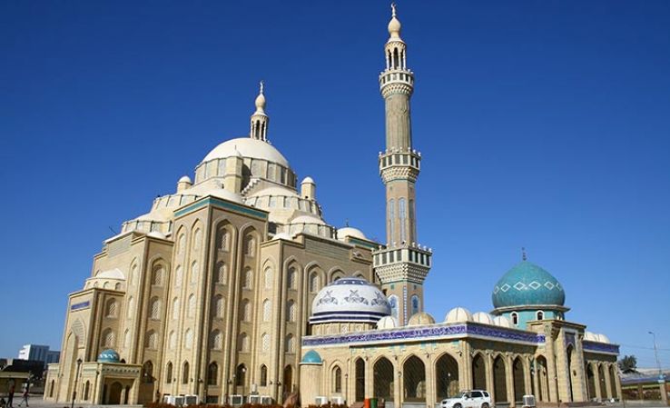 Jalil Khayat Mosque Trip Packages