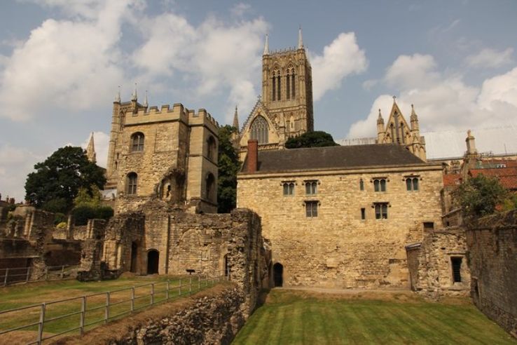 Lincoln Medieval Bishop s Palace  Trip Packages