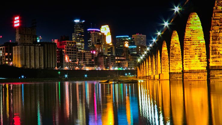 Stone Arch Bridge Trip Packages