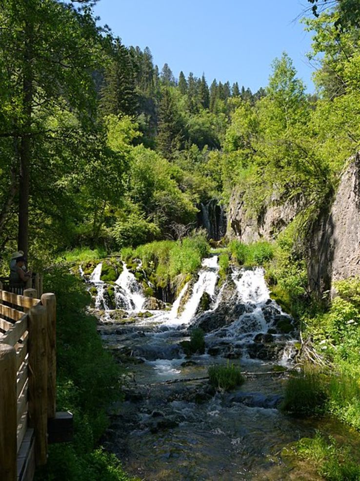 Spearfish Canyon Trip Packages