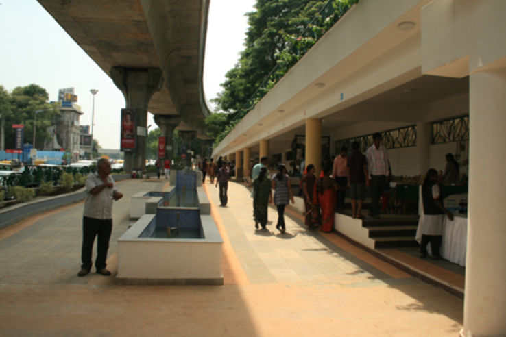 THE METRO ART CENTER Trip Packages