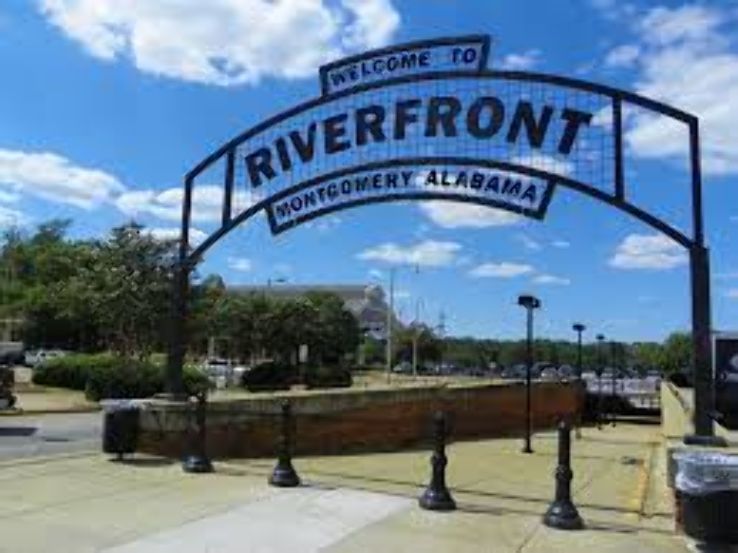 Riverfront Park Trip Packages