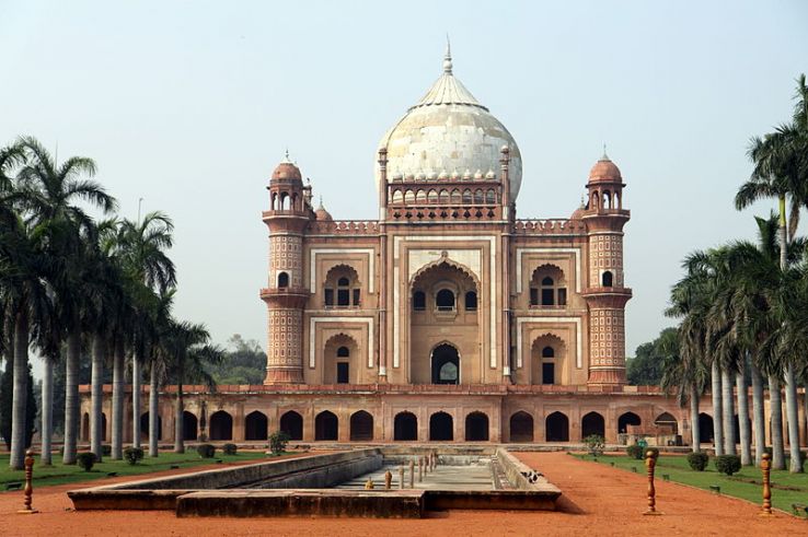 Safdarjung Tomb Trip Packages