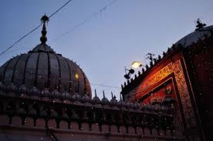 Hazrat Nizamuddin Aulia Dargah Trip Packages