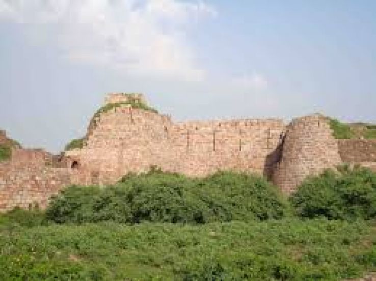 Tughlakabad Fort Trip Packages