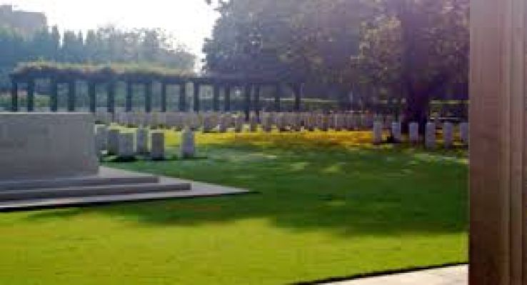 Madras War Cemetery Trip Packages