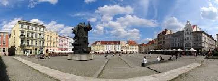 Old Market square Trip Packages