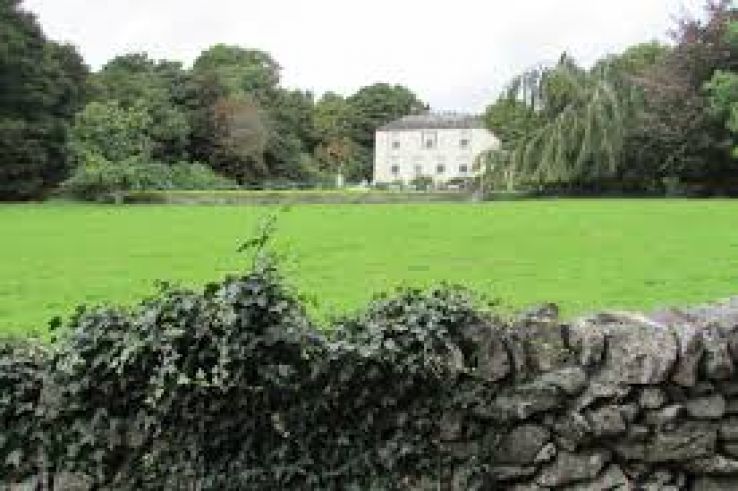 Bunratty Castle & Folk Park Trip Packages