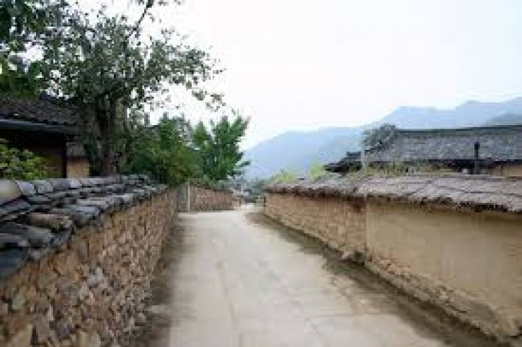 Hahoe Folk Village Trip Packages