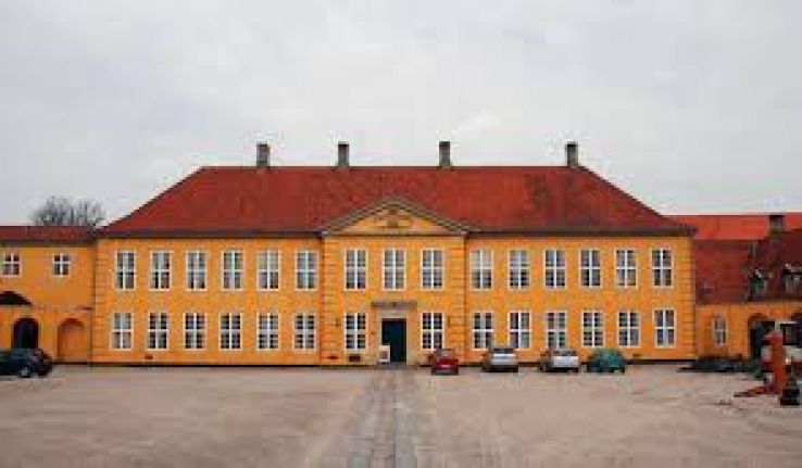 Roskilde Royal Mansion Trip Packages
