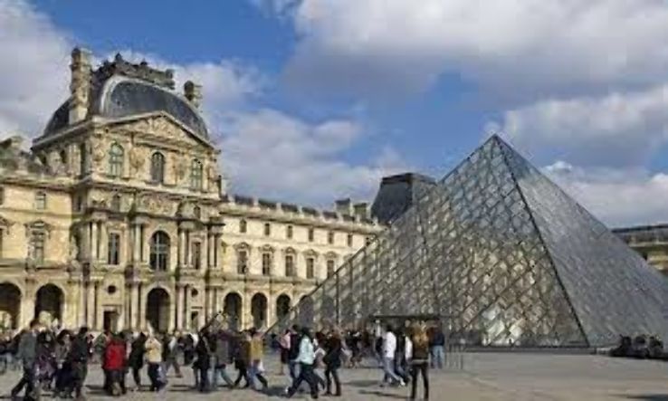 Louvre Museum Trip Packages