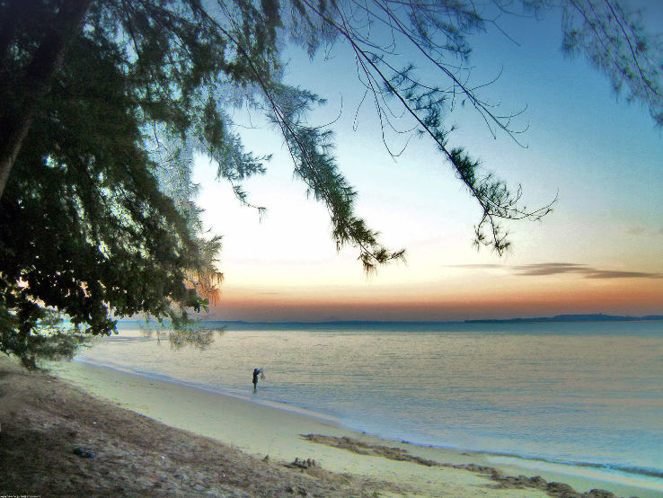 Changi Beach Trip Packages