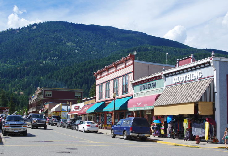 Check out Kaslo Trip Packages