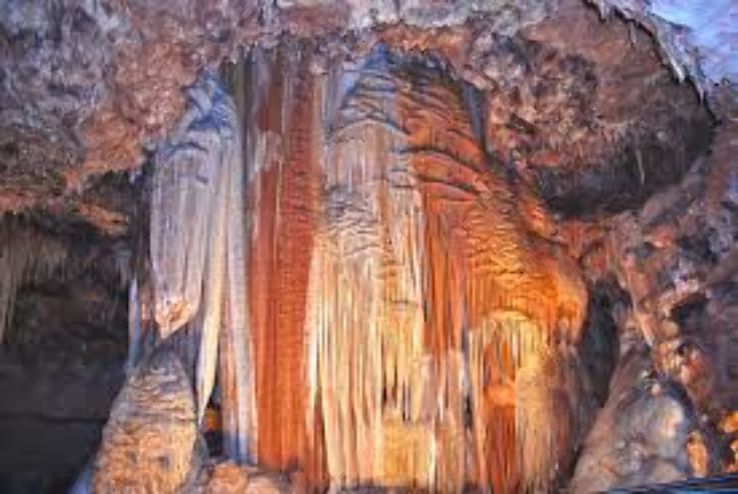 Talking Rocks Cavern Trip Packages