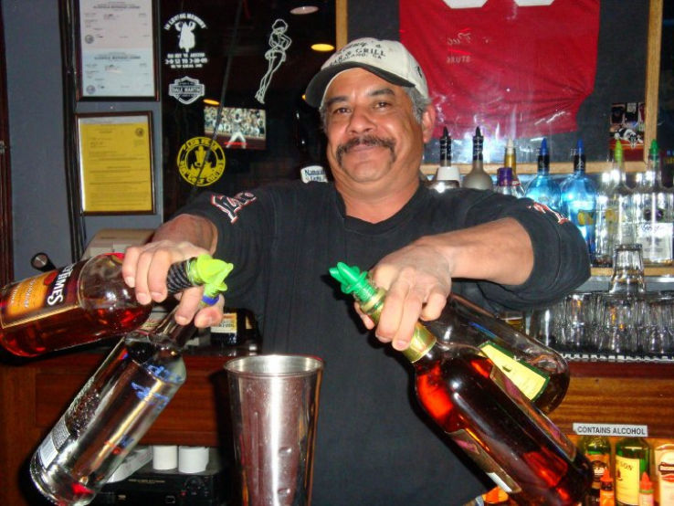 Kennys Bar & Grill Trip Packages