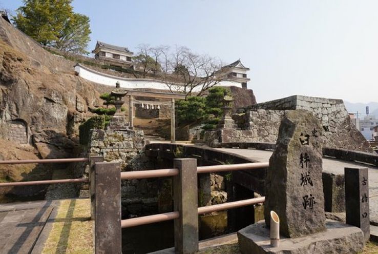 Usuki Castle Trip Packages
